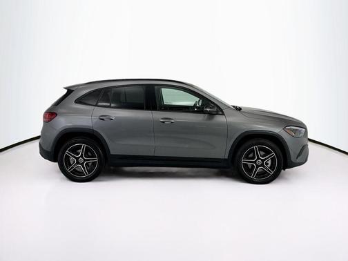 Mountain Grey Metallic 2026 Mercedes-Benz GLA 250 4MATIC