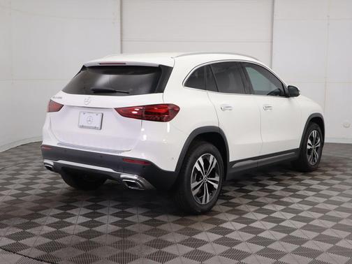2025 Mercedes-Benz GLA 250 4MATIC