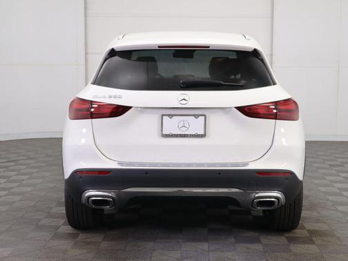 2025 Mercedes-Benz GLA 250 4MATIC