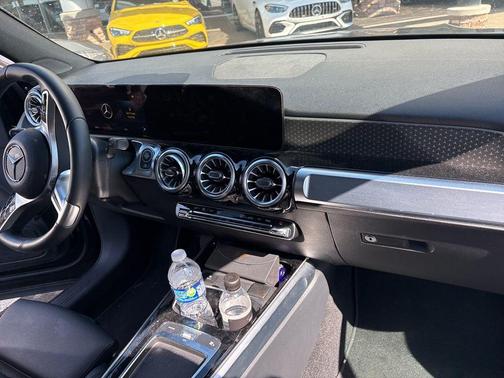 Black 2025 Mercedes-Benz GLB 250 4MATIC