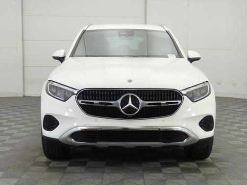 2025 Mercedes-Benz GLC 300 Base