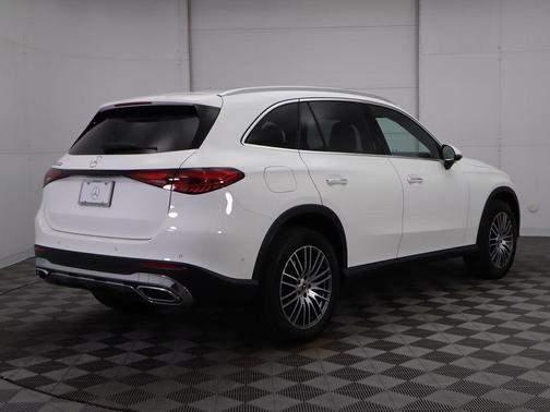 2025 Mercedes-Benz GLC 300 Base