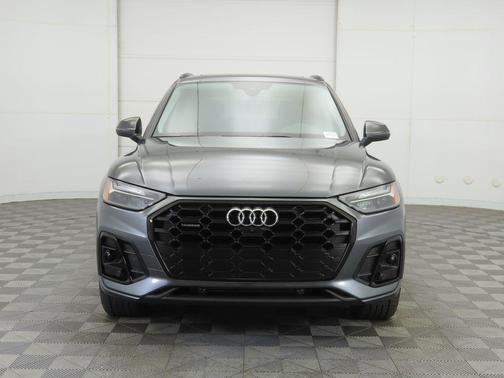 2022 Audi Q5 45 S line Premium Plus