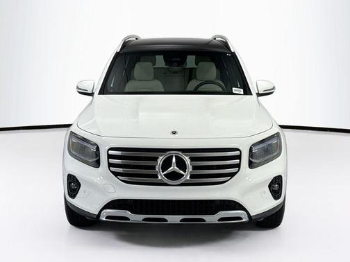 Polar White 2026 Mercedes-Benz GLB 250 Base