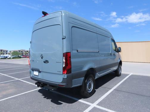 2025 Mercedes-Benz Sprinter 2500 Standard Roof