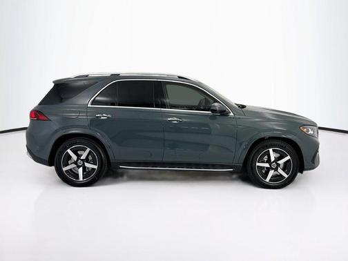 Dark Petrol 2027 Mercedes-Benz GLE 450 GLE 450