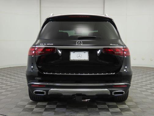 2026 Mercedes-Benz GLS 450 4MATIC