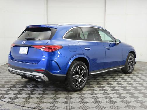 2023 Mercedes-Benz GLC 300 Base