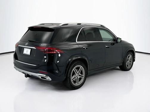 Black 2026 Mercedes-Benz GLE 450 4MATIC