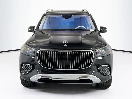 Obsidian Black Metallic 2026 Mercedes-Benz Maybach GLS 600 4MATIC