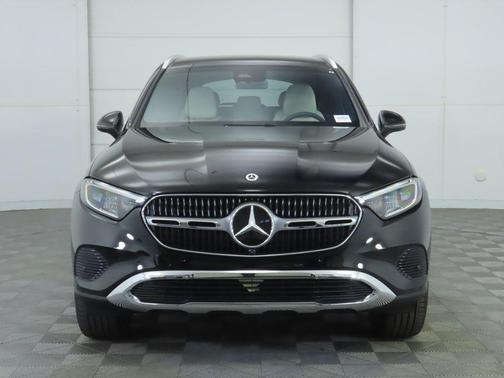 2026 Mercedes-Benz GLC 300 Base