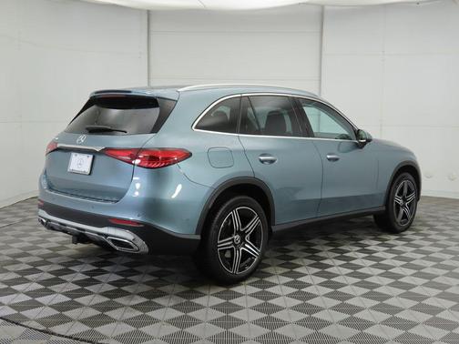 2026 Mercedes-Benz GLC 300 Base