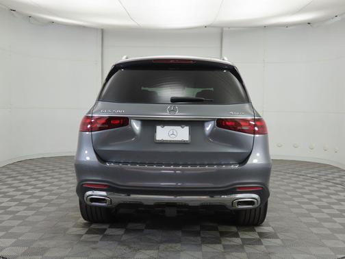 2025 Mercedes-Benz GLS 580 4MATIC