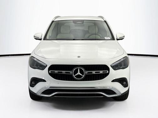 Polar White 2026 Mercedes-Benz GLA 250 4MATIC