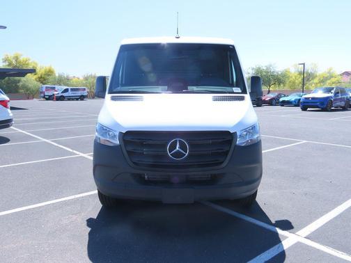 2025 Mercedes-Benz Sprinter 2500 Standard Roof