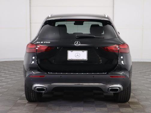 2026 Mercedes-Benz GLA 250 4MATIC