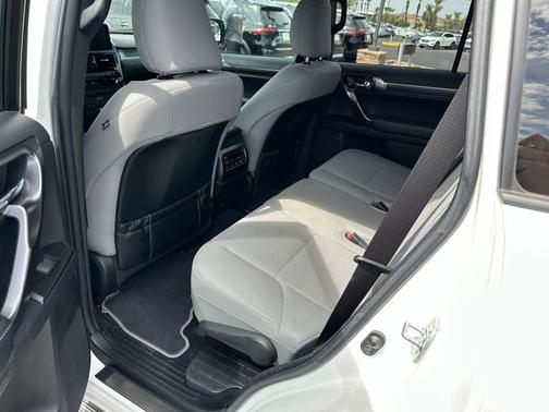 White Pearl 2023 Lexus GX 460 Base