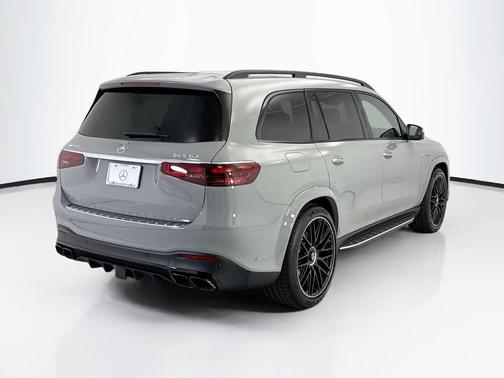 MANUFAKTUR Alpine Grey 2026 Mercedes-Benz AMG GLS 63 Base