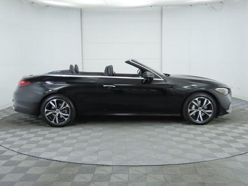 2025 Mercedes-Benz CLE 300 4MATIC Cabriolet