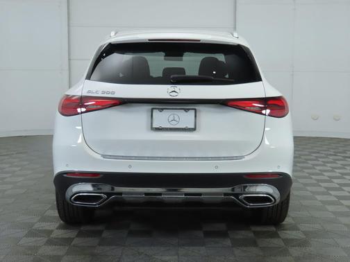 2025 Mercedes-Benz GLC 300 Base
