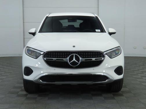 2025 Mercedes-Benz GLC 300 Base