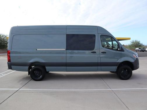 2026 Mercedes-Benz Sprinter 2500 High Roof