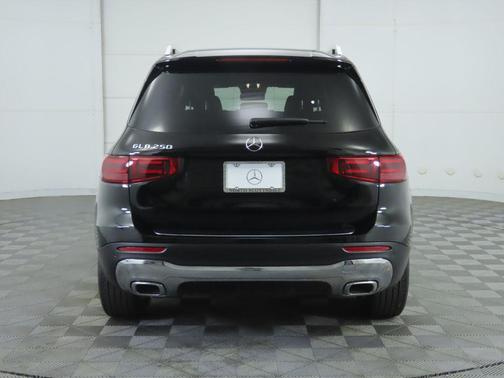 2025 Mercedes-Benz GLB 250 Base