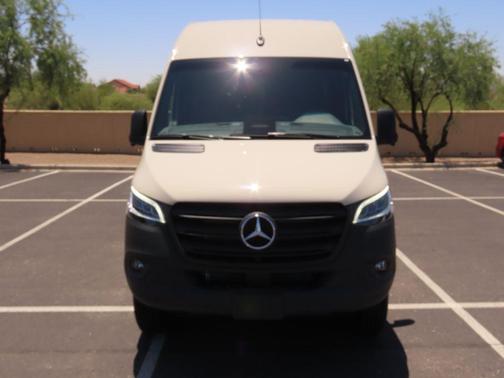 2025 Mercedes-Benz Sprinter 2500 High Roof