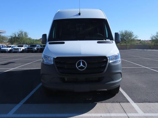2025 Mercedes-Benz Sprinter 2500 Standard Roof