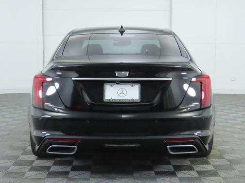 2022 Cadillac CT5 Luxury