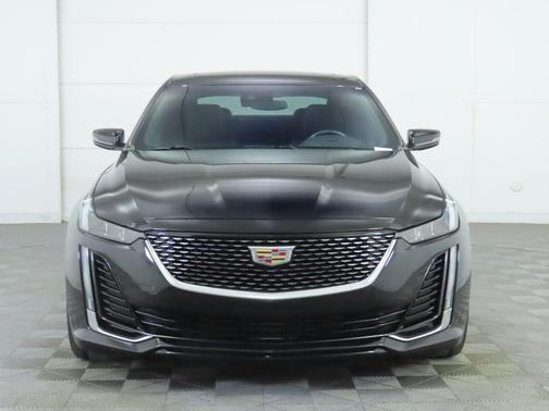 2022 Cadillac CT5 Luxury