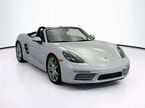 Ice Gray Metallic 2025 Porsche 718 Boxster Base