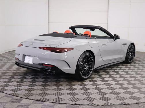 2026 Mercedes-Benz AMG SL 63 Base