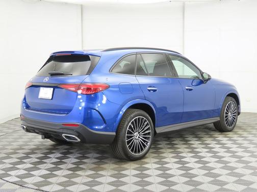 2026 Mercedes-Benz GLC 300 Base