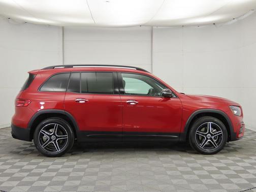 2025 Mercedes-Benz GLB 250 Base