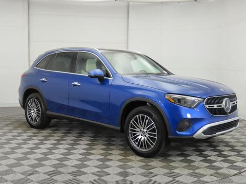 Starling Blue Metallic 2026 Mercedes-Benz GLC 300 4MATIC