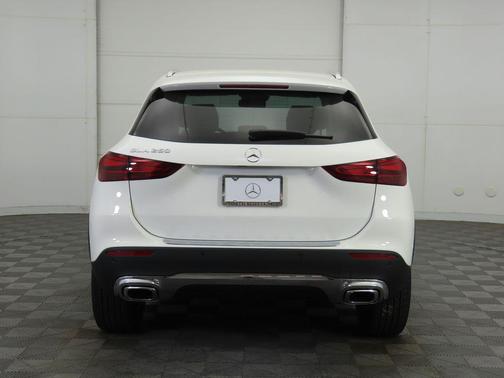 2026 Mercedes-Benz GLA 250 4MATIC