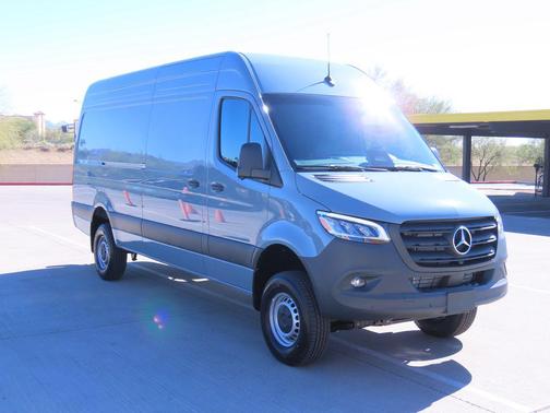 2026 Mercedes-Benz Sprinter 2500 High Roof