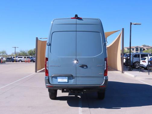 2026 Mercedes-Benz Sprinter 2500 High Roof