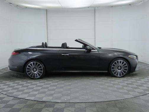2025 Mercedes-Benz CLE 300 4MATIC Cabriolet
