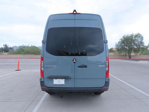 2025 Mercedes-Benz Sprinter 2500 Standard Roof