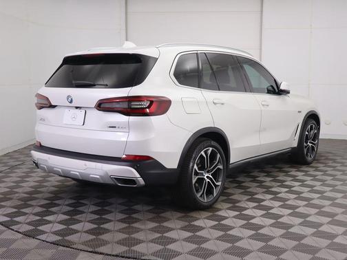 2022 BMW X5 PHEV xDrive45e