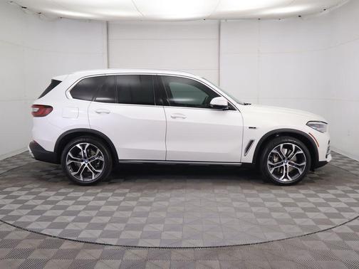 2022 BMW X5 PHEV xDrive45e