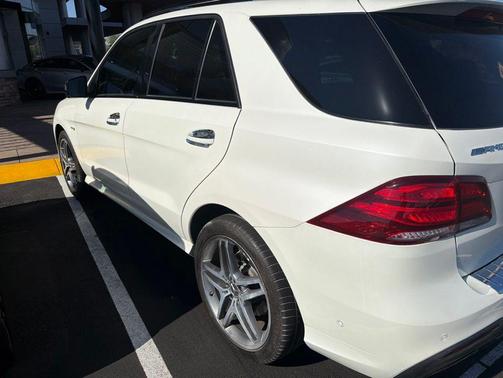Diamond White 2017 Mercedes-Benz AMG GLE 43 Base 4MATIC