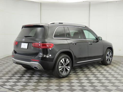 2025 Mercedes-Benz GLB 250 Base