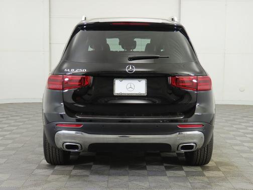 2025 Mercedes-Benz GLB 250 Base