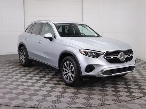 2026 Mercedes-Benz GLC 300 Base