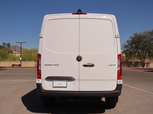 2025 Mercedes-Benz Sprinter 2500 Standard Roof