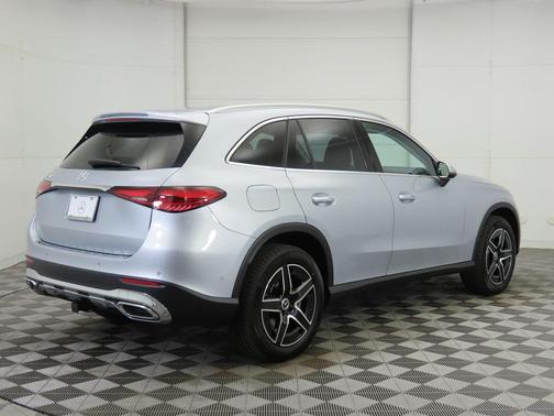 2026 Mercedes-Benz GLC 300 Base