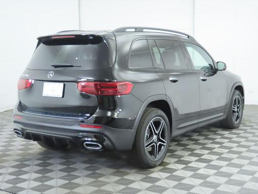 2026 Mercedes-Benz GLB 250 Base